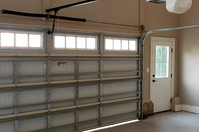 Comprehensive Door System Inspection 640 x 426